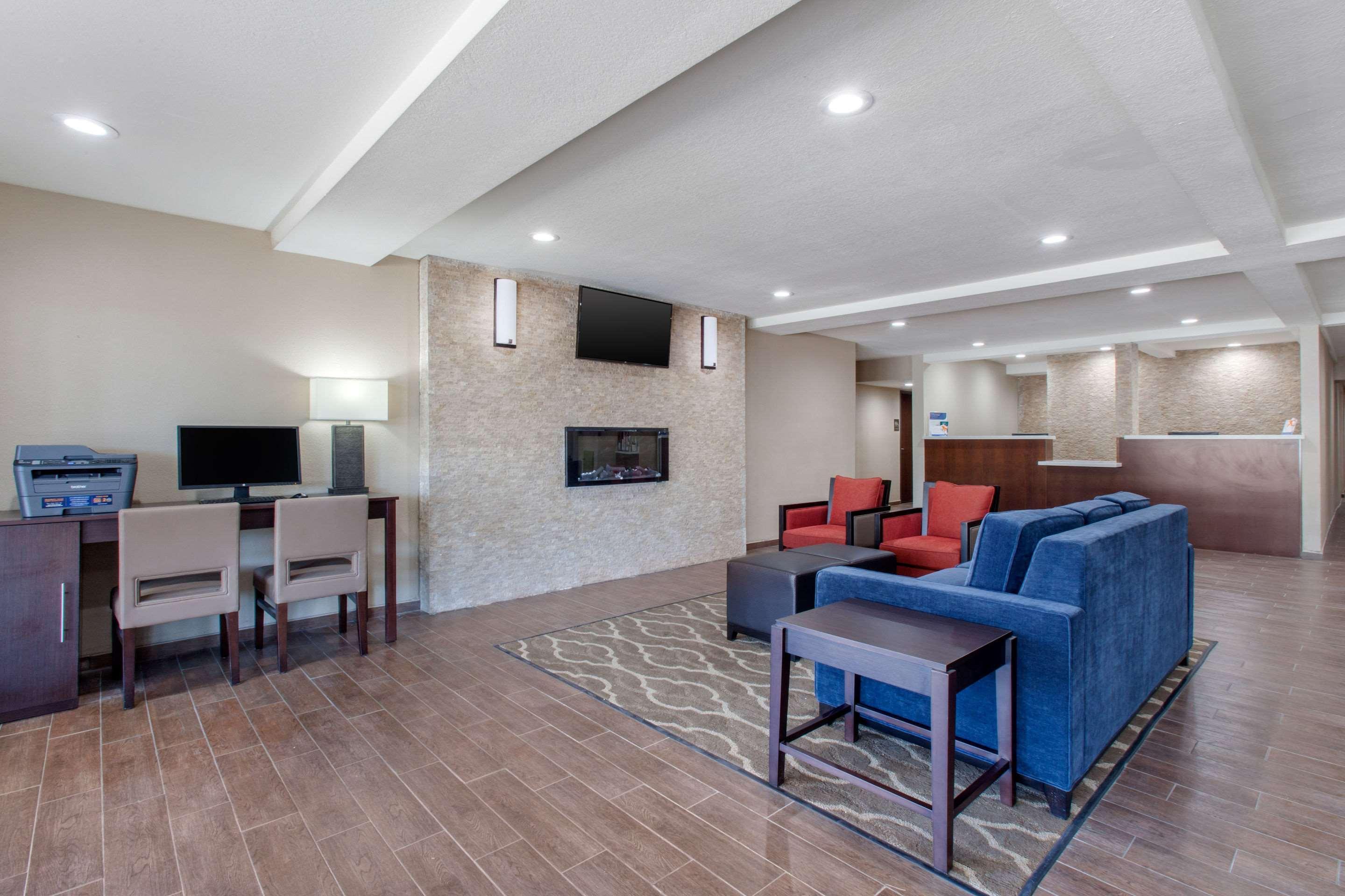 Comfort Inn & Suites Pinetop Show Low Lakeside Exteriör bild